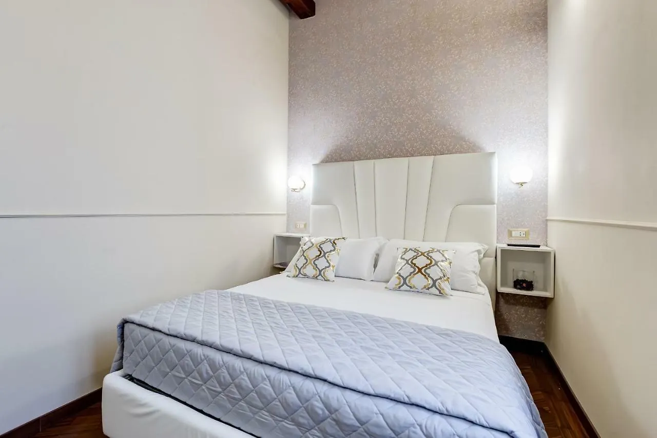 Trevi Private Suites By Premium Suites Collection Rom 2*,  Italien