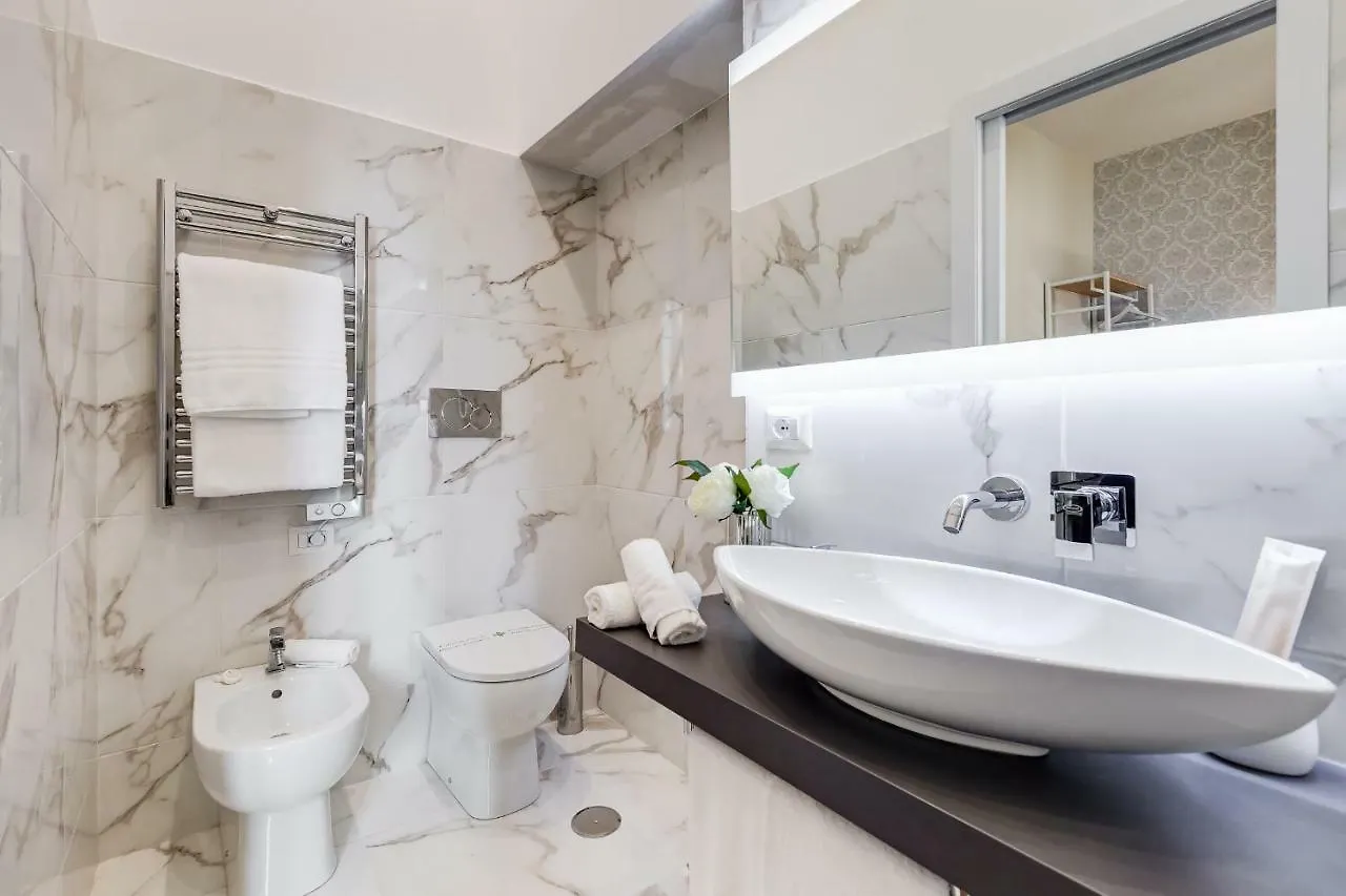 Trevi Private Suites By Premium Suites Collection Rome 2*,