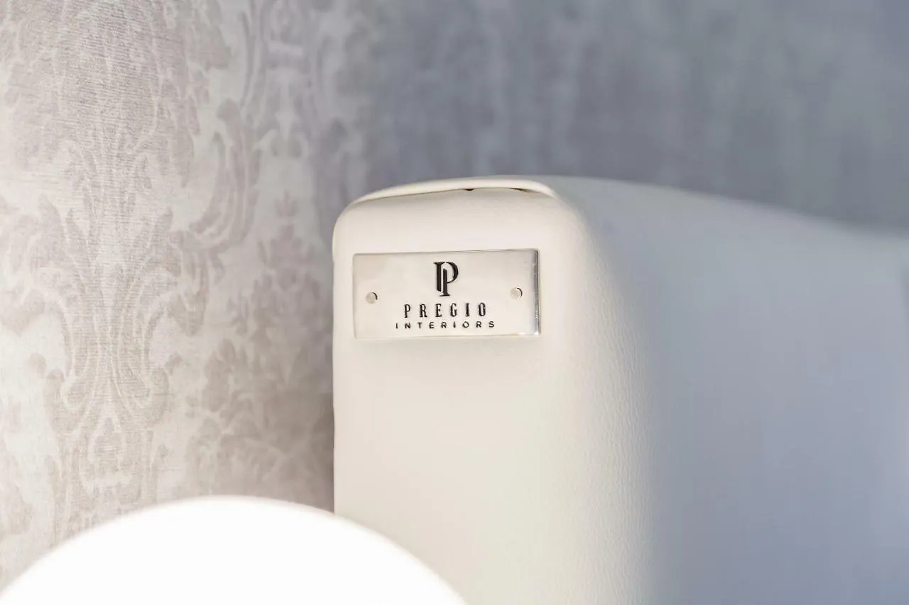 Trevi Private Suites By Premium Suites Collection Rom 2*,